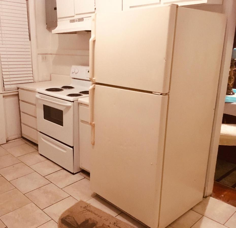 Best Deal In Town! Entire 1 Bedroom Apartment 59 Montgomery Kültér fotó