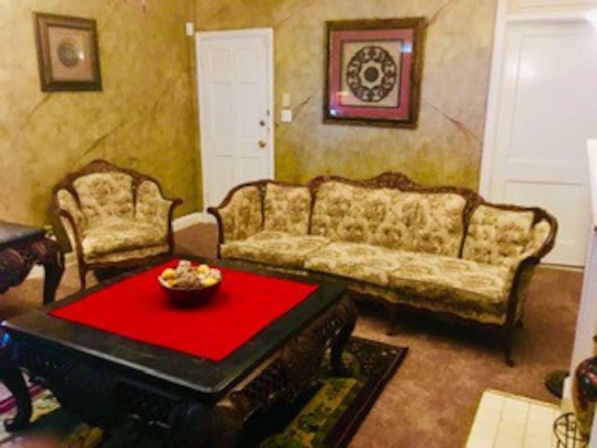 Best Deal In Town! Entire 1 Bedroom Apartment 59 Montgomery Kültér fotó