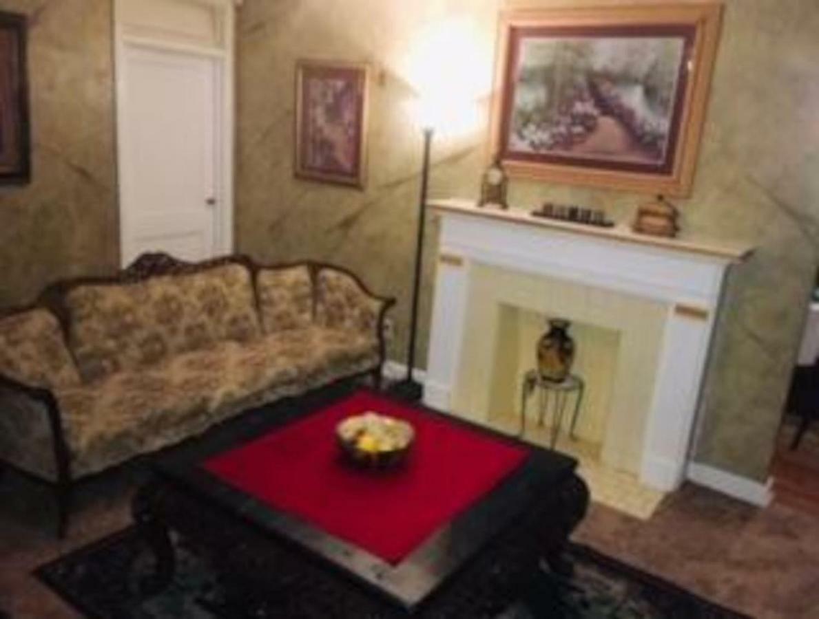 Best Deal In Town! Entire 1 Bedroom Apartment 59 Montgomery Kültér fotó