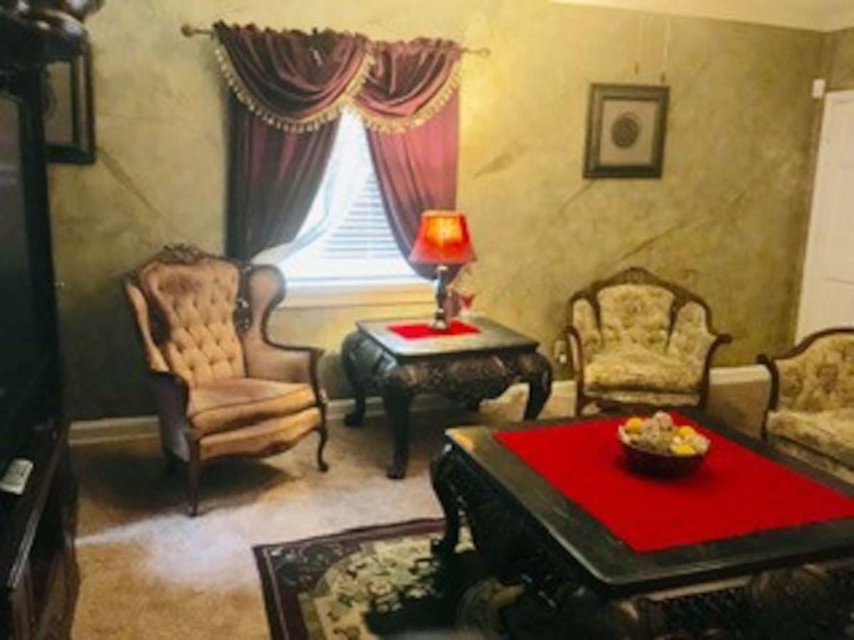 Best Deal In Town! Entire 1 Bedroom Apartment 59 Montgomery Kültér fotó